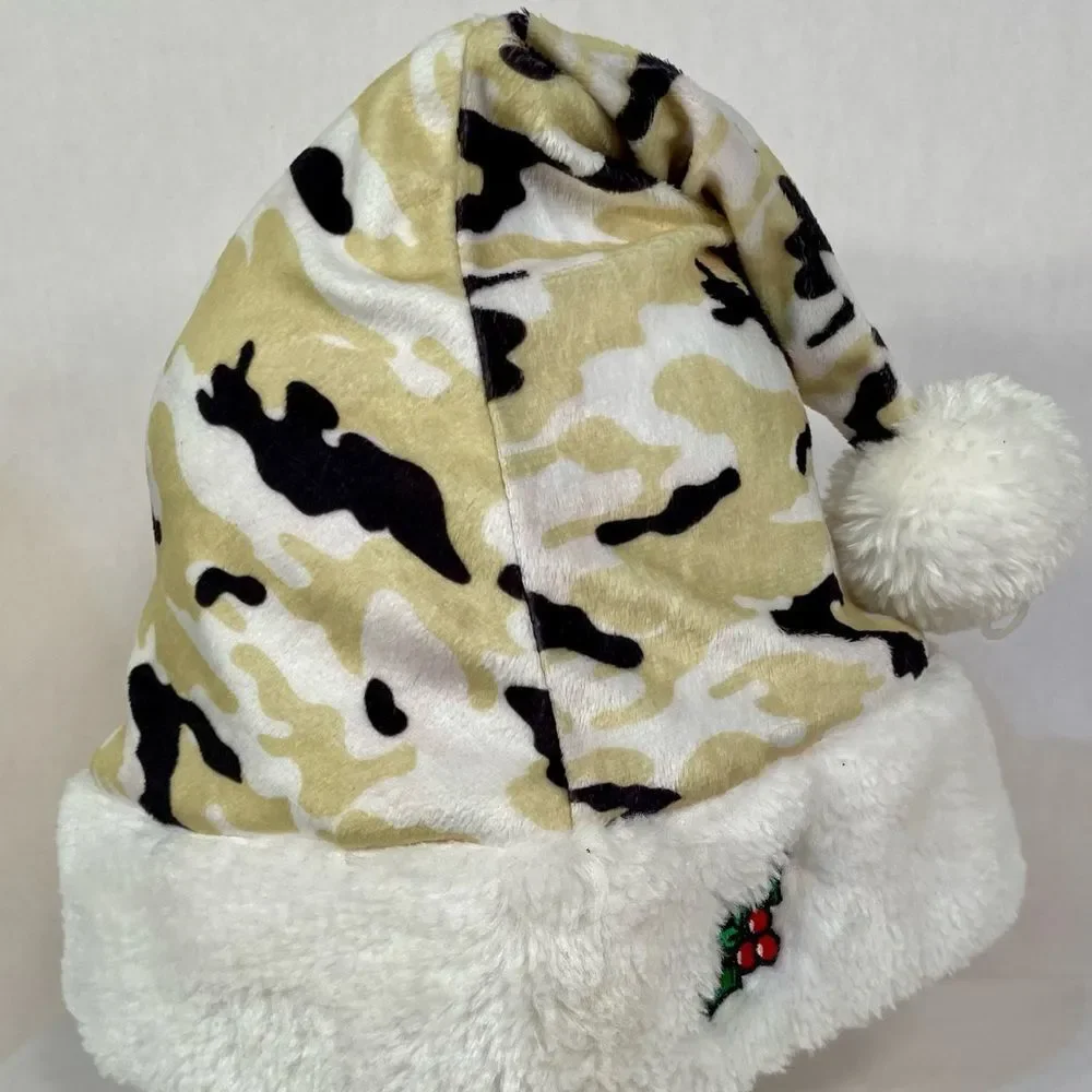 Pittsburg Penguins Camo Santa Hat